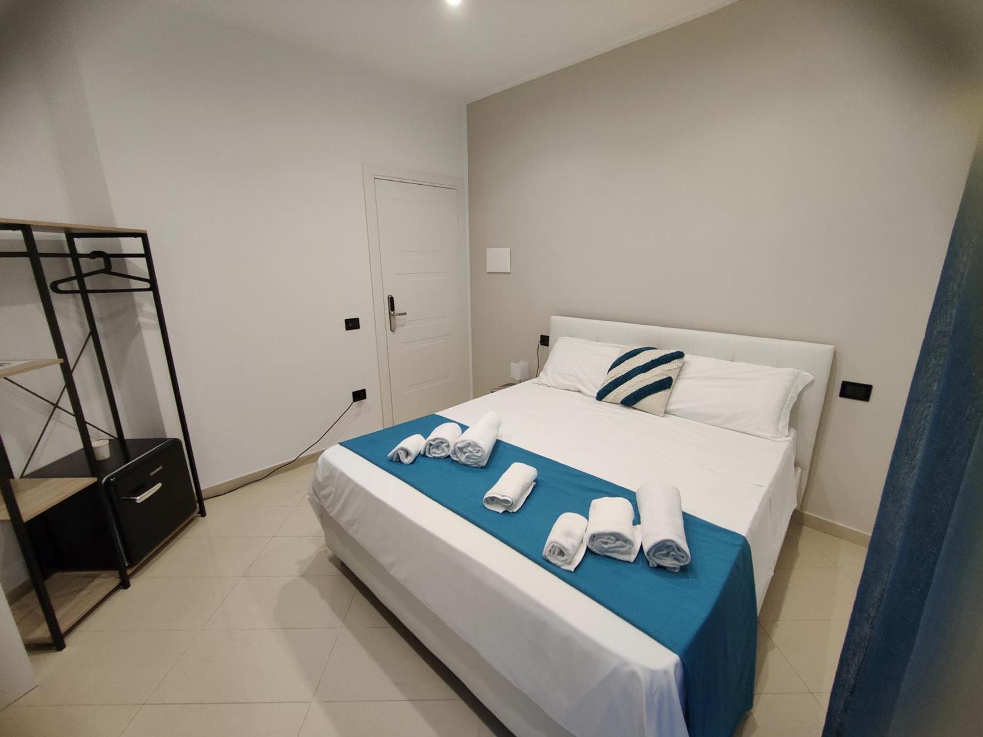 Sweet Rooms San Francesco Наполи Екстериор снимка